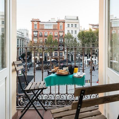 Apartament Plaza Santa Ana Madryt Zewnętrze zdjęcie