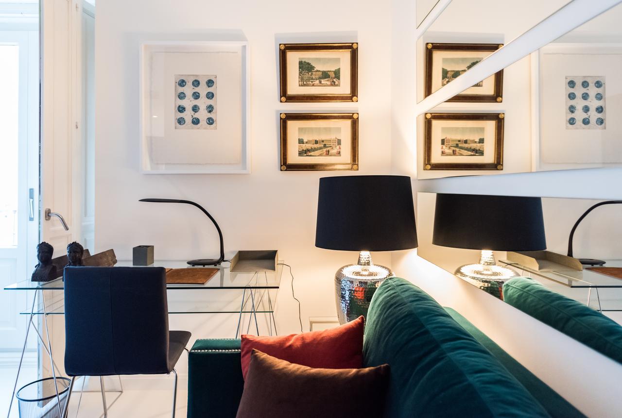Apartament Plaza Santa Ana Madryt Zewnętrze zdjęcie