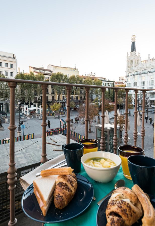 Apartament Plaza Santa Ana Madryt Zewnętrze zdjęcie