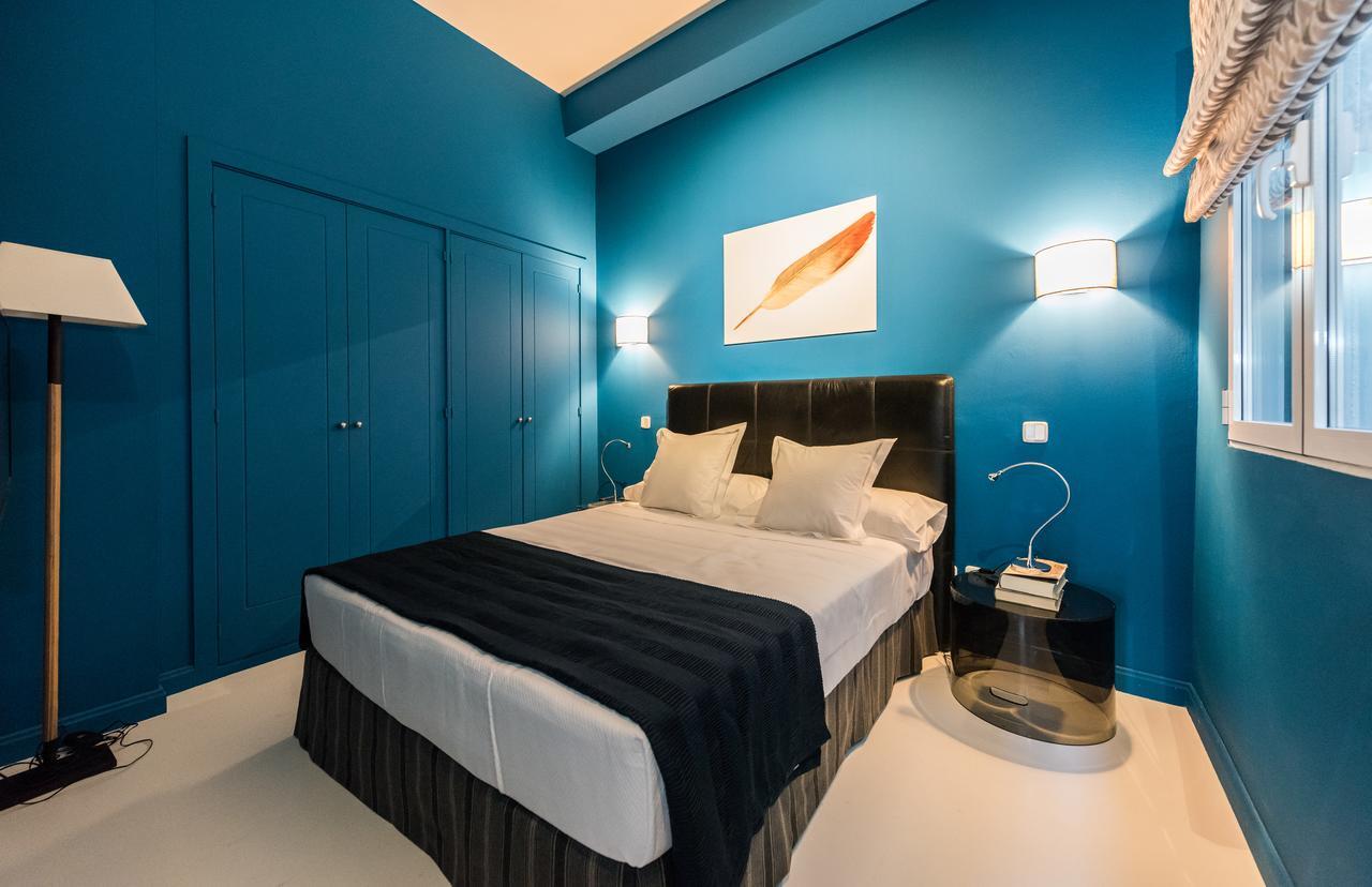 Apartament Plaza Santa Ana Madryt Zewnętrze zdjęcie